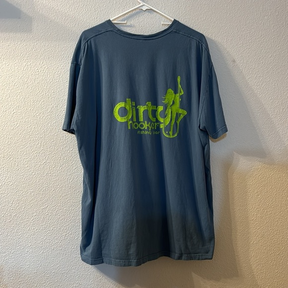 Dirty Hooker fishing gear graphic tee - Picture 5 of 6